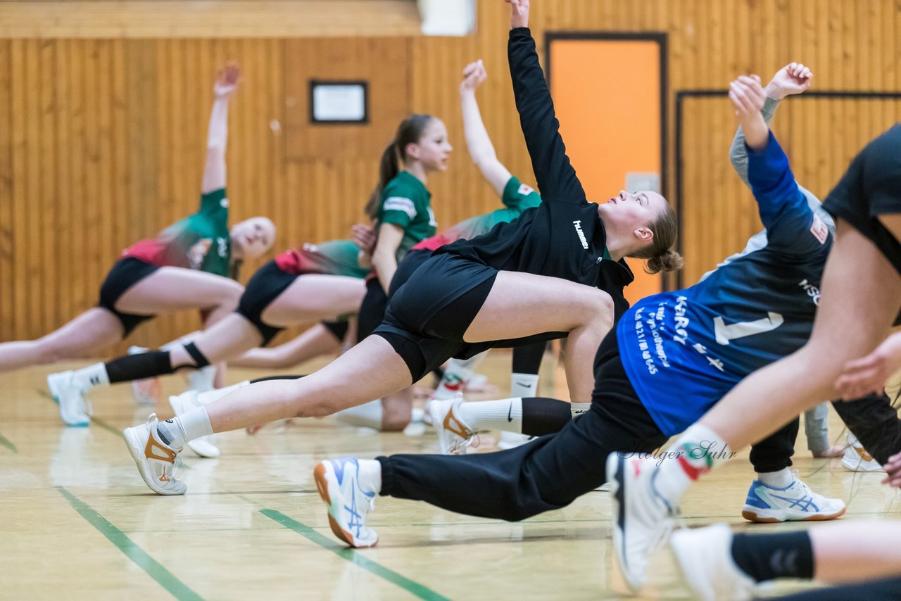 Bild 34 - wCJ TSV Ellerau - HSG Kremperheide/Muensterdorf : Ergebnis: 22:20